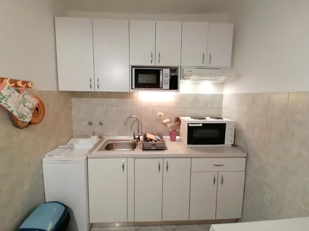 Apartments Miha Krk Town Exterior photo